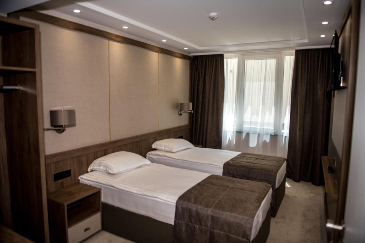 Arletti Hotel รูเซ ภายนอก รูปภาพ