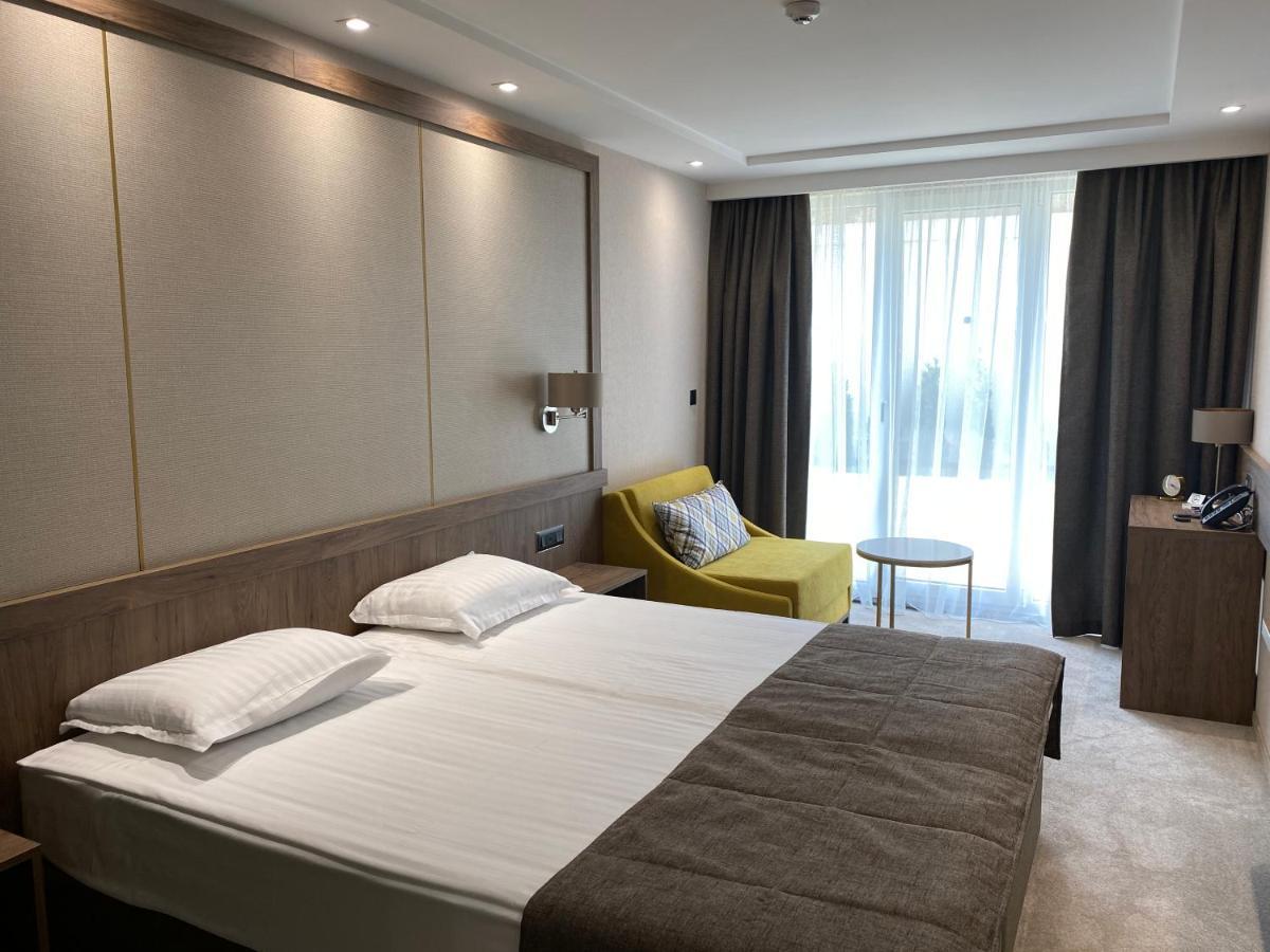 Arletti Hotel รูเซ ภายนอก รูปภาพ